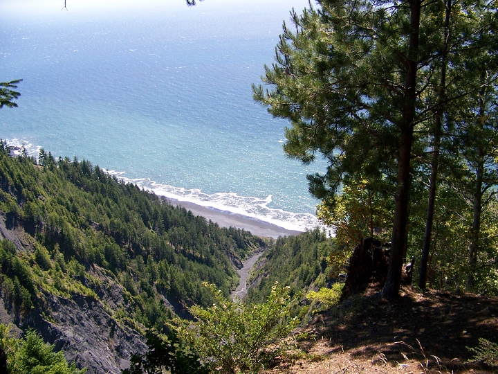 Kuluna Cliff